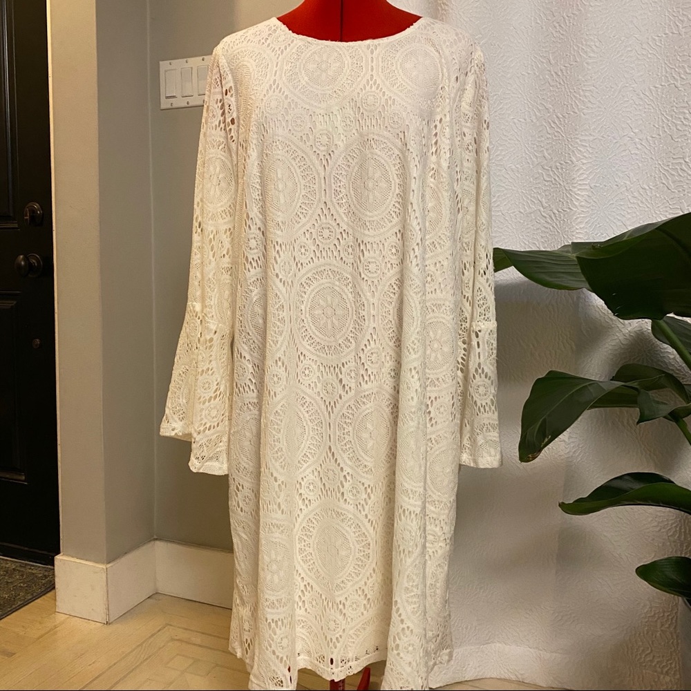 NWT pretty cream colour lace dress SZ 2X